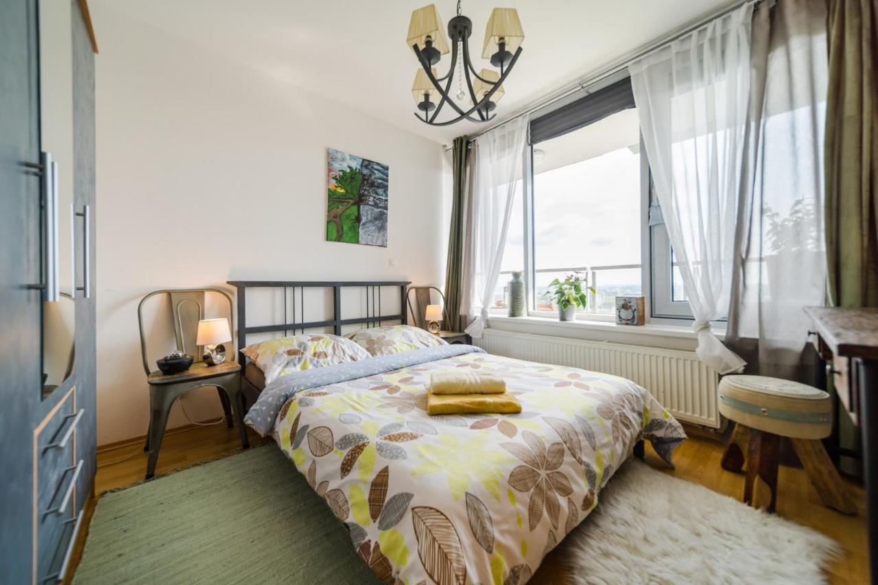 Comfy Condo On The 20Th Floor & Free Parking Bratysława Zewnętrze zdjęcie